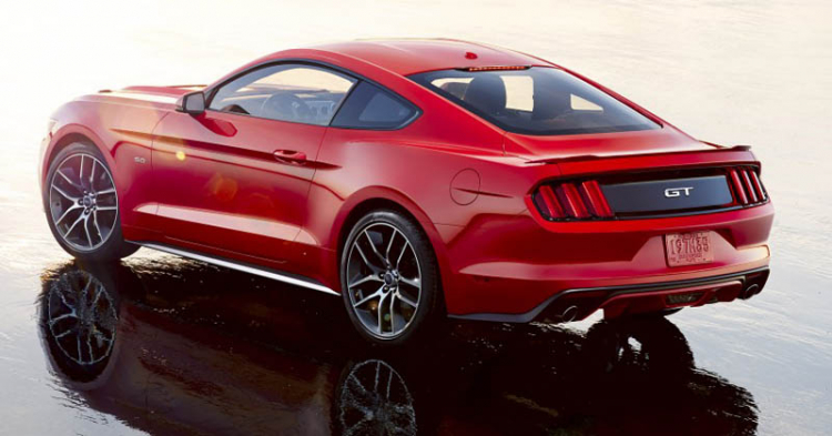 Ford công bố chi tiết động cơ Mustang 2015