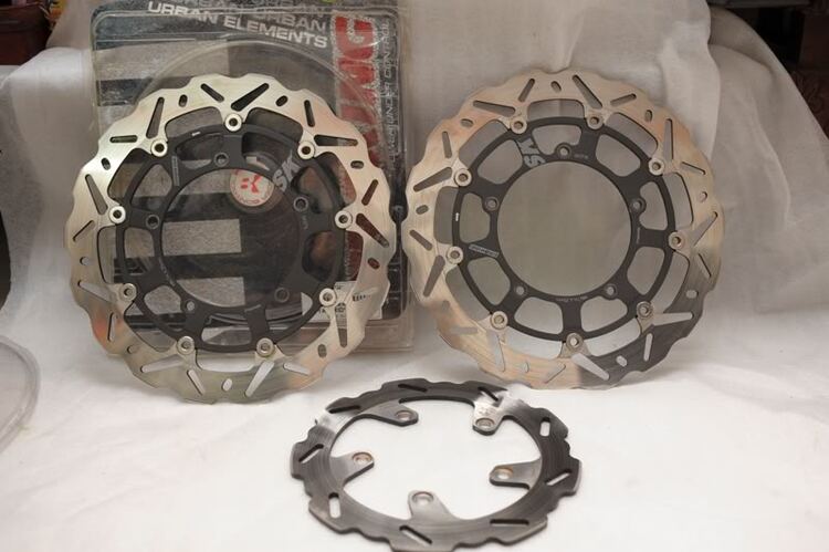 Mua bán - trao đổi các loại xe 2 bánh . Mua bán - trao đổi các loại xe 2 bánh .