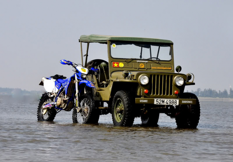 Lang Thang Với Jeep