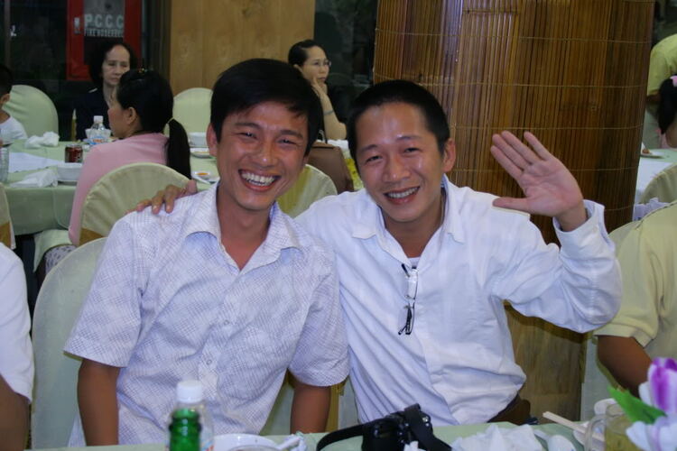Thớt hình ảnh và phim Tiệc tân niên 2010 và mừng thành viên mới Thớt hình ảnh và phim Tiệc tân niên 2010 và mừng thành viên mới