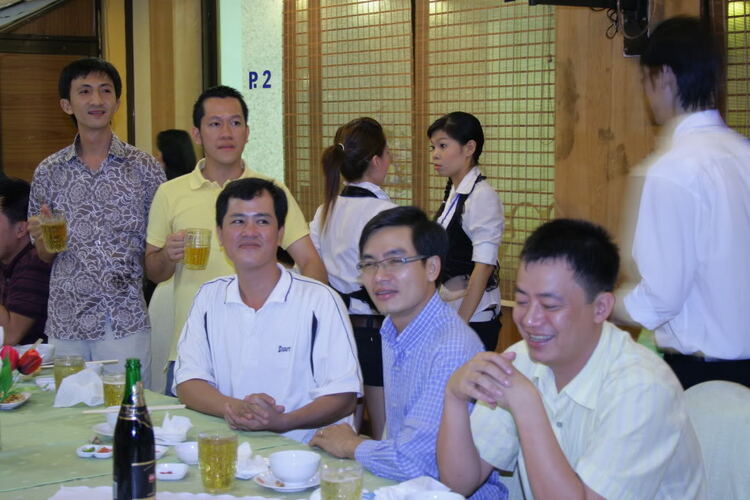 Thớt hình ảnh và phim Tiệc tân niên 2010 và mừng thành viên mới Thớt hình ảnh và phim Tiệc tân niên 2010 và mừng thành viên mới