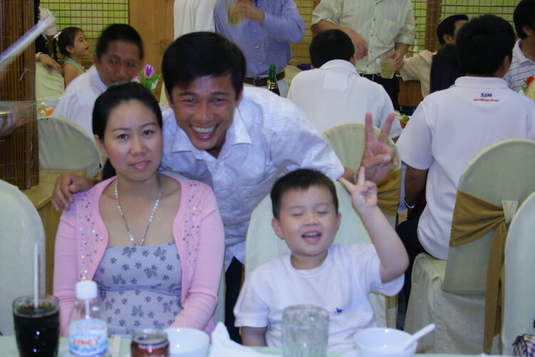 Thớt hình ảnh và phim Tiệc tân niên 2010 và mừng thành viên mới Thớt hình ảnh và phim Tiệc tân niên 2010 và mừng thành viên mới
