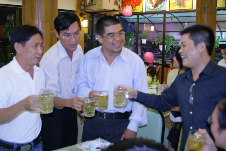 Thớt hình ảnh và phim Tiệc tân niên 2010 và mừng thành viên mới Thớt hình ảnh và phim Tiệc tân niên 2010 và mừng thành viên mới