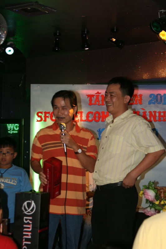 Thớt hình ảnh và phim Tiệc tân niên 2010 và mừng thành viên mới Thớt hình ảnh và phim Tiệc tân niên 2010 và mừng thành viên mới