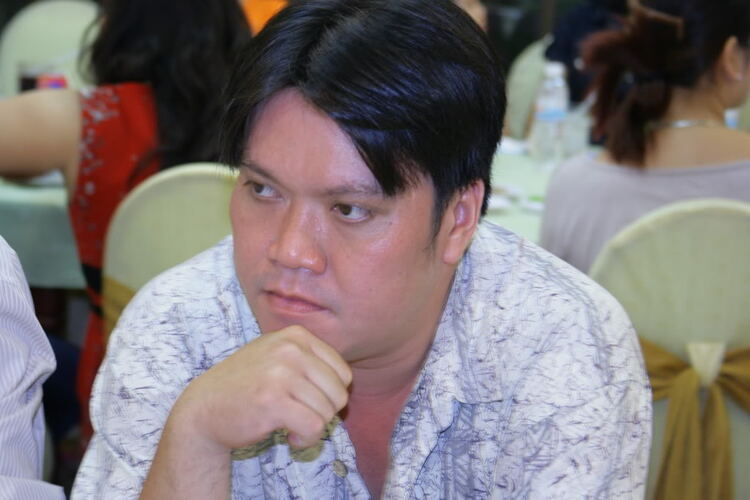 Thớt hình ảnh và phim Tiệc tân niên 2010 và mừng thành viên mới Thớt hình ảnh và phim Tiệc tân niên 2010 và mừng thành viên mới