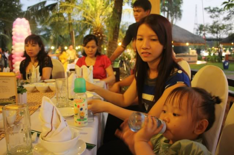 Vài hình ảnh buổi tiệc tất niên XNL 24/1/2010 Vài hình ảnh buổi tiệc tất niên XNL 24/1/2010