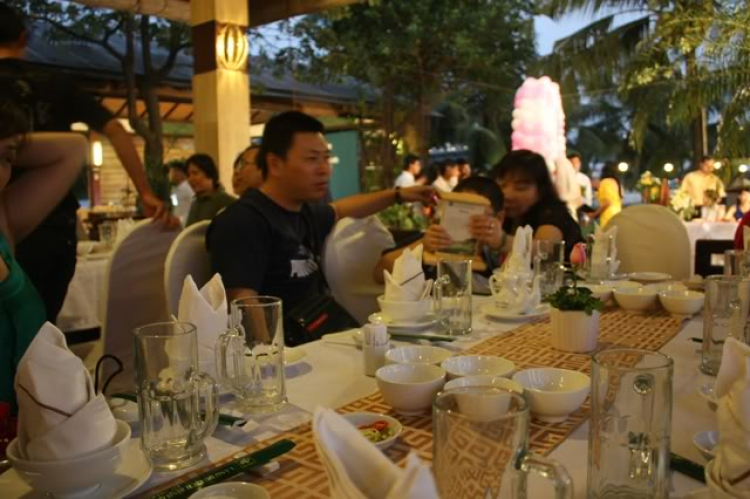 Vài hình ảnh buổi tiệc tất niên XNL 24/1/2010 Vài hình ảnh buổi tiệc tất niên XNL 24/1/2010