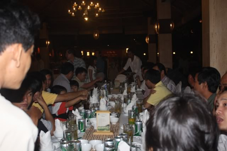 Vài hình ảnh buổi tiệc tất niên XNL 24/1/2010