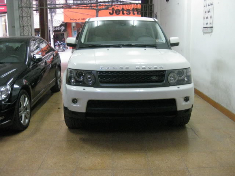 2010 Land Rover Range Rover Sport HSE trắng của OS member đây các bác ^^