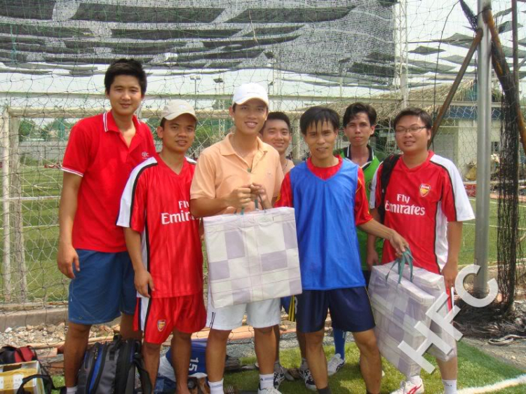 HFC Fotbal Indoor: Giải Tứ hùng ác liệt & gây cấn sáng Thứ 7 (30/01/10) :)