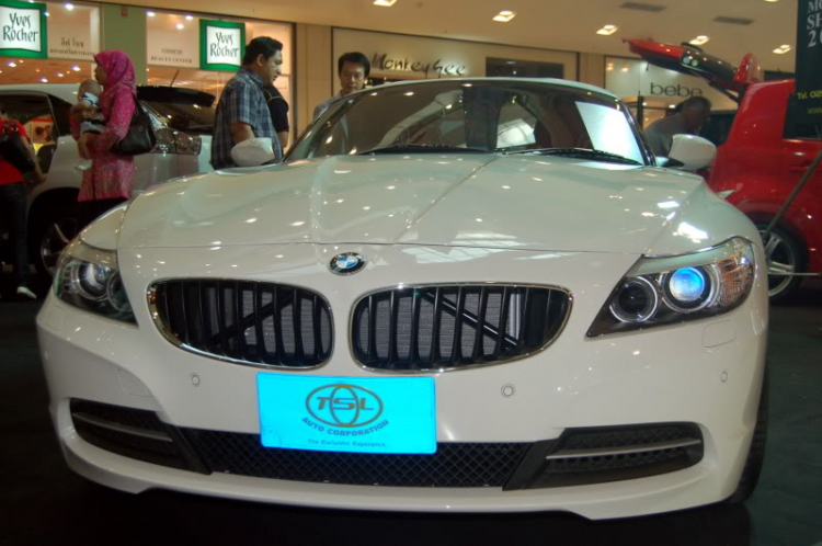 Z4 và vài em khác ở Phukhet Mini Motor Show