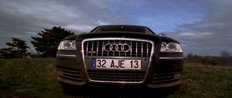 Audi A8L W12 trong Transporter 3