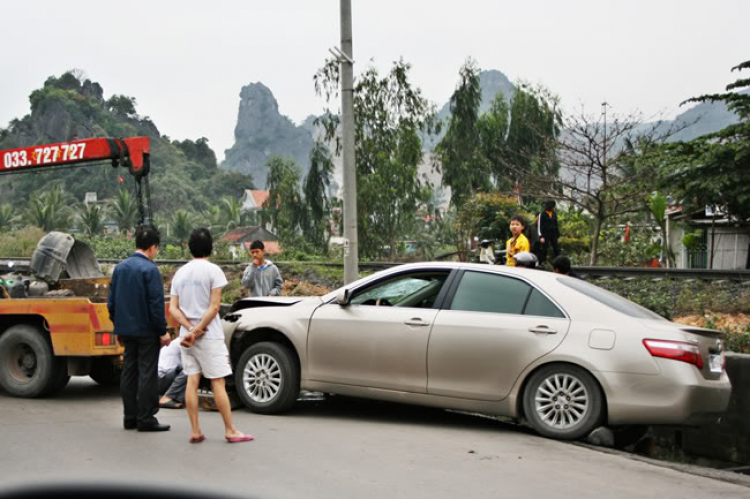 Tai nạn với em Camry LE