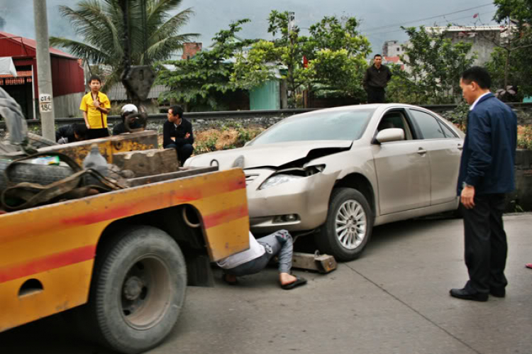 Tai nạn với em Camry LE