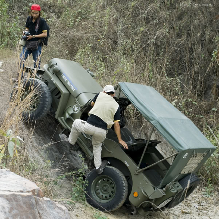 Lang Thang Với Jeep