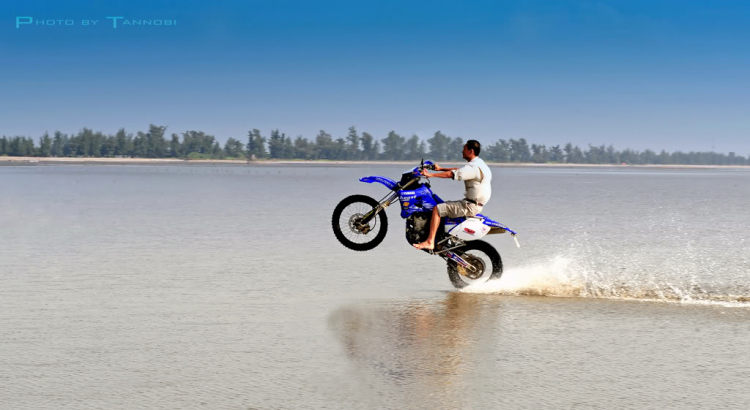 Lang Thang Với Jeep