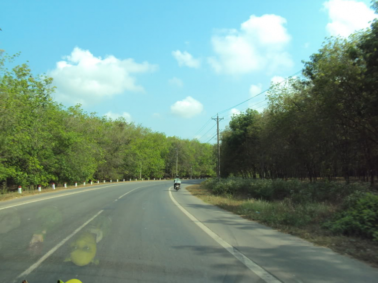 Kia Carnival - Sài Gòn - Phan Thiết - Nha Trang Kia Carnival - Sài Gòn - Phan Thiết - Nha Trang