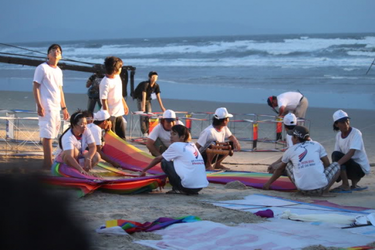 Đi vũng tàu ngắm Festival diều 27/3/2010 Đi vũng tàu ngắm Festival diều 27/3/2010