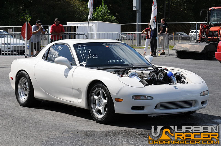 Em này quá khủng (Mazda RX7) Em này quá khủng (Mazda RX7)