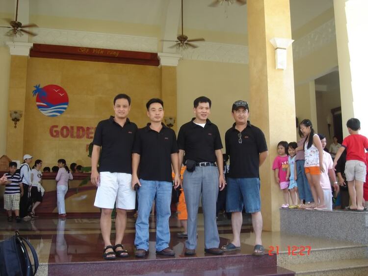 OFF THÁNG 3-MỪNG THÀNH VIÊN SFC400 VÀ SINH NHẬT 2 CỤ LĐ CHELVOL VÀ SANTA_LUCIA OFF THÁNG 3-MỪNG THÀNH VIÊN SFC400 VÀ SINH NHẬT 2 CỤ LĐ CHELVOL VÀ SANTA_LUCIA