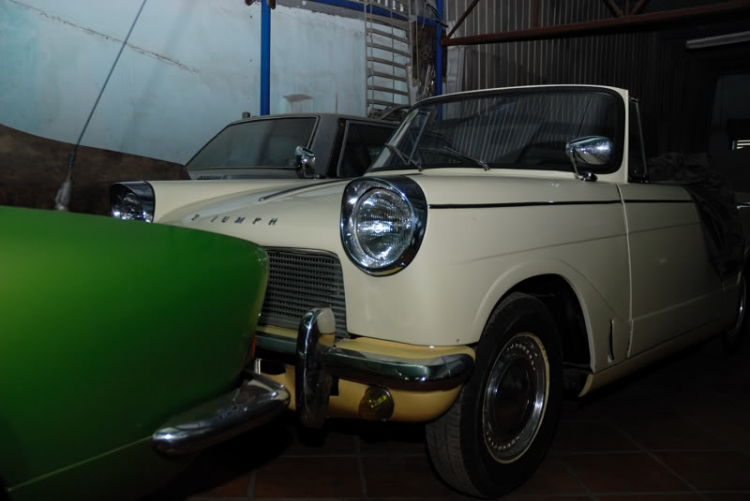 fiat mui trần, Triump , ford capry, peugeot 203 bán nè các bác