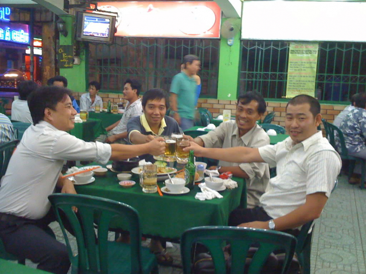Bốn biển là nhà Bốn biển là nhà