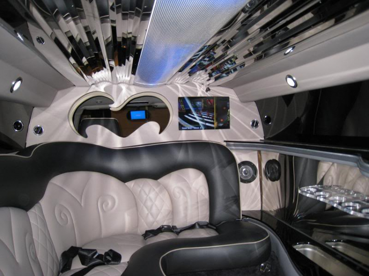 Hummer H3 Limousine của Nha Trang