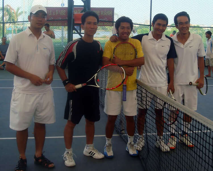 Giải Tennis OTC lần 11 mừng lễ 30/4/2010 -ND : Đôi Nam .