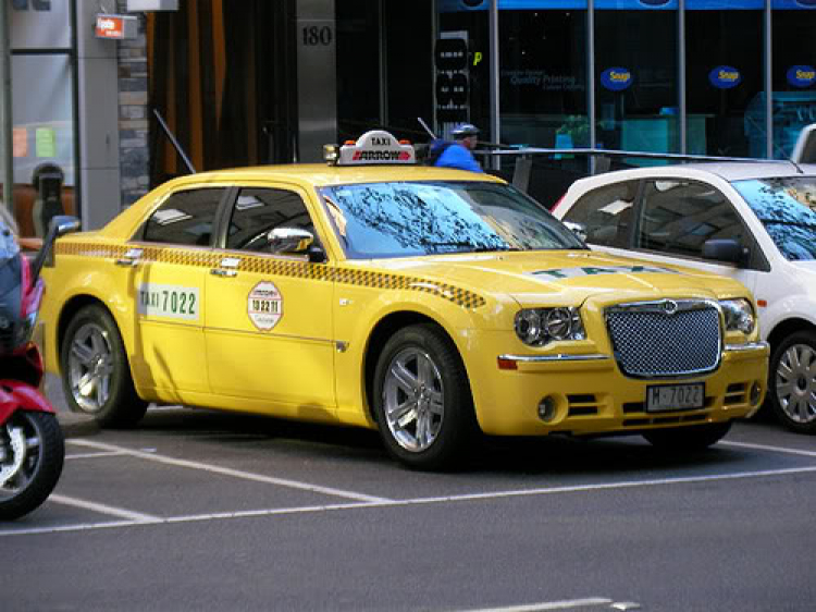 Dùng Porsche Panamera Turbo làm taxi Dùng Porsche Panamera Turbo làm taxi