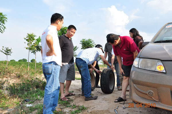 Ký sự hành trình OS 3 miền tại Pakse, Lào nhân dịp 30/4 năm 2010