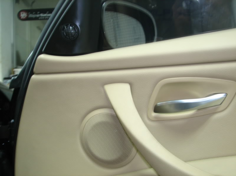 Nâng cấp speakers cho bmw 325i Nâng cấp speakers cho bmw 325i