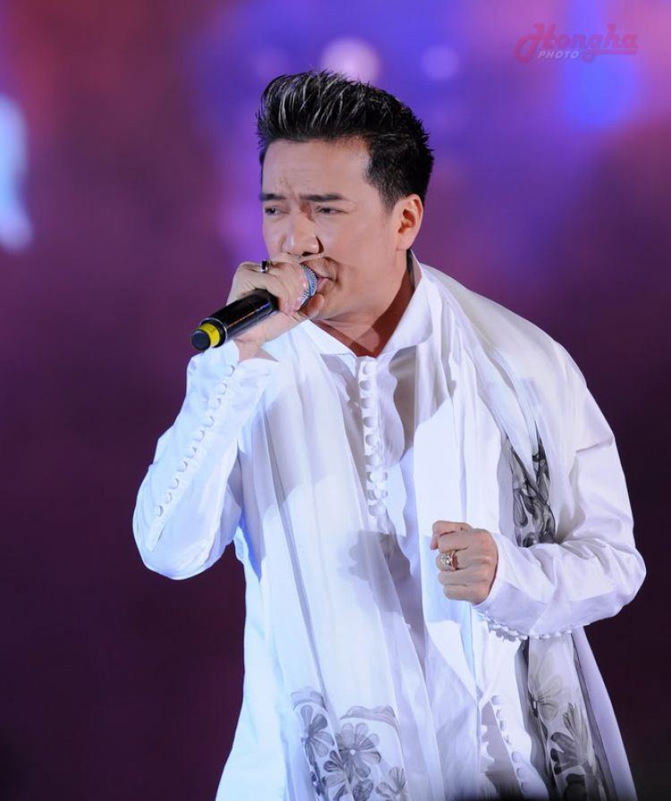 Tập tành chụp sân khấu