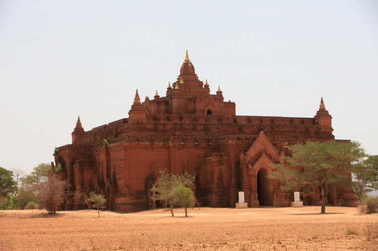 Đôi mắt người Myanmar - Đã có Video Clips...