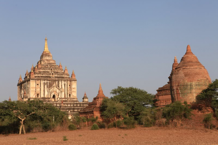 Đôi mắt người Myanmar - Đã có Video Clips...