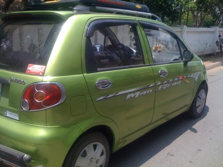 Gấp - Nhờ các bác tư vấn dùm em! Matiz SE thường 2005 giá 145tr okie ko?