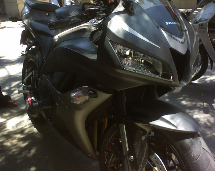 Em HONDA 600cc này kinh quá! Em HONDA 600cc này kinh quá!