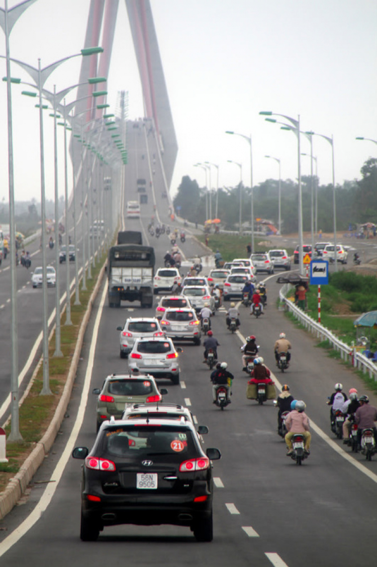 Những hình ảnh và khoảnh khắc đáng nhớ của SFC về Miền Đất Tây Đô. Những hình ảnh và khoảnh khắc đáng nhớ của SFC về Miền Đất Tây Đô.