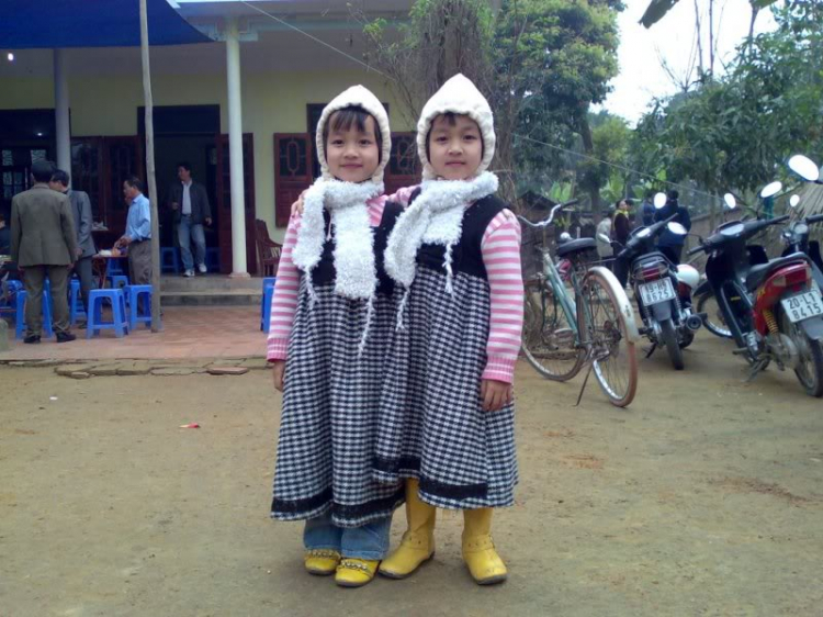 Con chúng ta xinh quá.