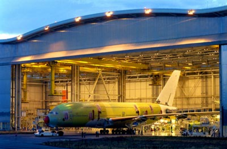 Chim sắt khổng lồ A380 ra nhập Lufthansa Chim sắt khổng lồ A380 ra nhập Lufthansa