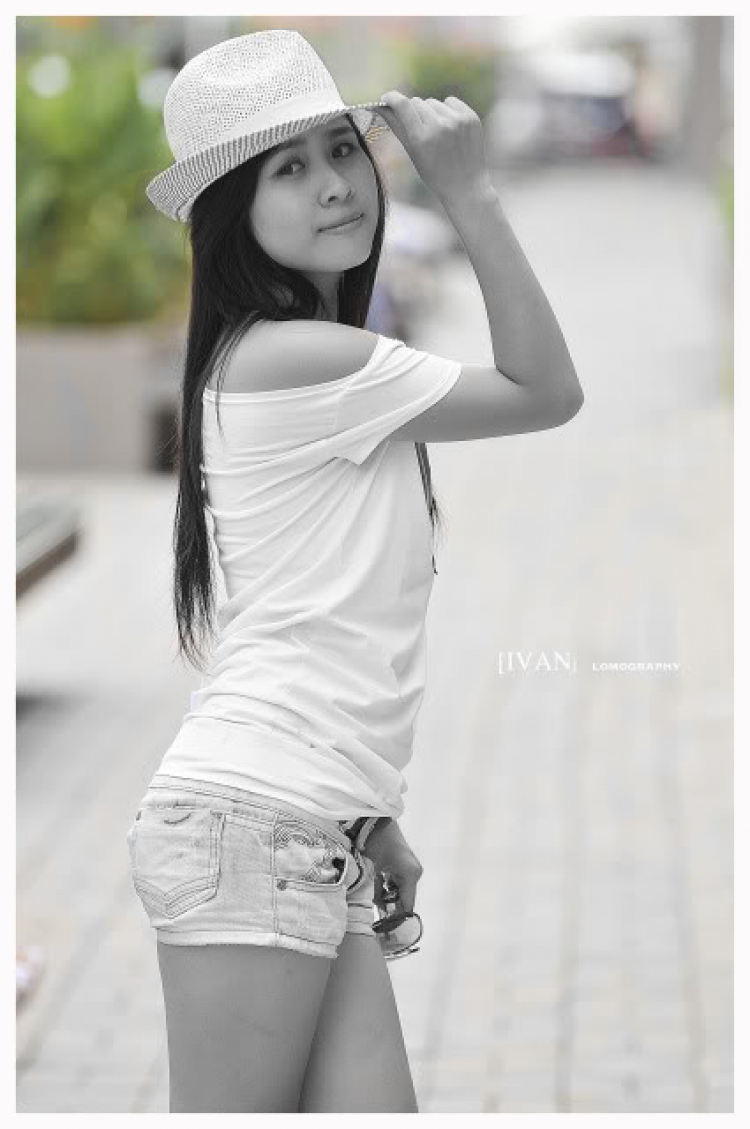 Đen & Trắng