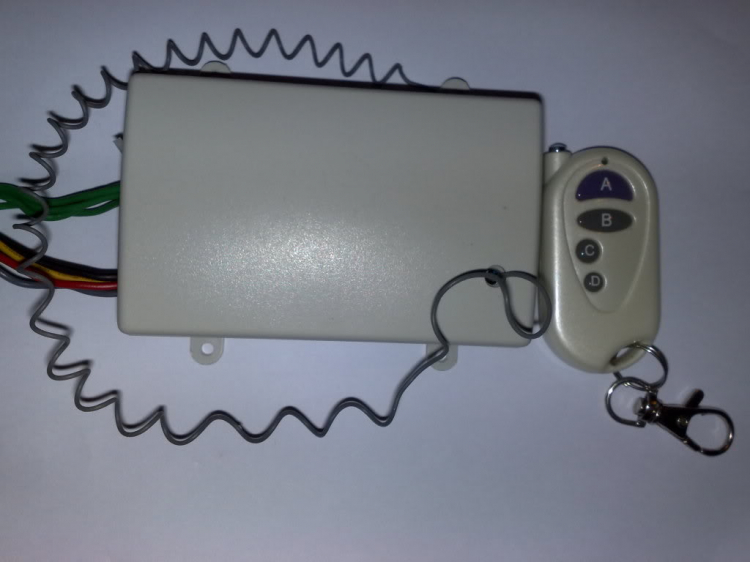 Nghiên cứu tự động lock cửa cho Kia Morning và Caren, Getz, Yaris.... Nghiên cứu tự động lock cửa cho Kia Morning và Caren, Getz, Yaris....