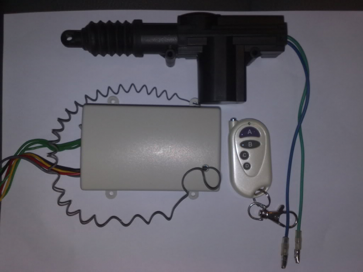 Nghiên cứu tự động lock cửa cho Kia Morning và Caren, Getz, Yaris.... Nghiên cứu tự động lock cửa cho Kia Morning và Caren, Getz, Yaris....