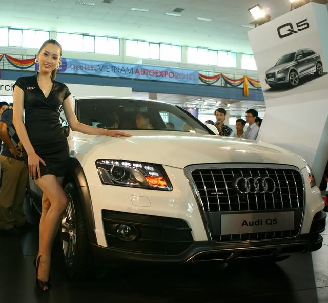 Xe ít người đẹp nhiều tại Auto Expo