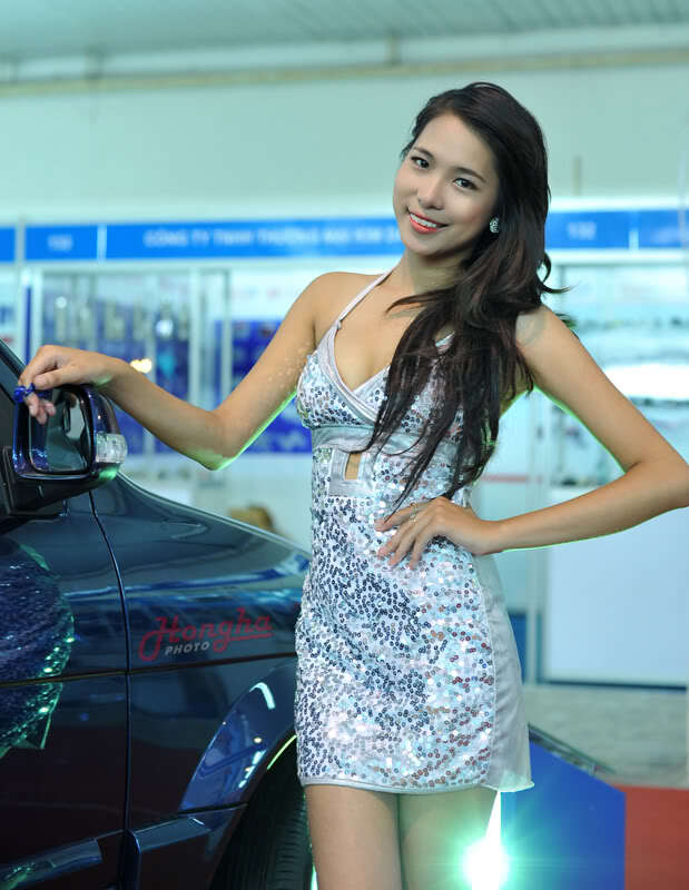 Xe ít người đẹp nhiều tại Auto Expo