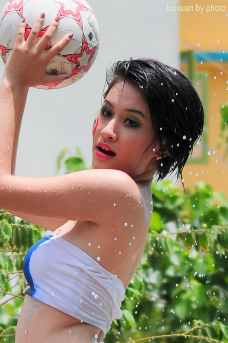 Mẫu OS với world cup
