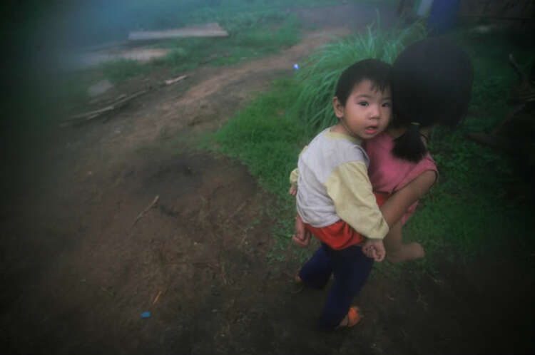 Những đứa trẻ trên dòng sông PôKô..