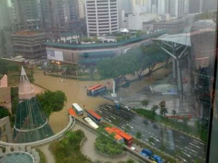 Cập nhật-Singapore flooded on Wed Morning-Nguyên nhân gây ngập
