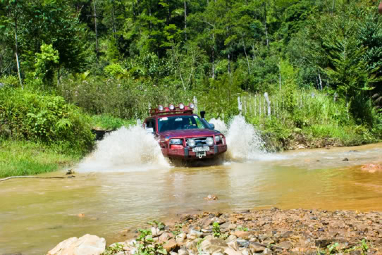 Ảnh hành trình off-road đầu mùa mưa 2010 tại thành phố Đà Lạt ngàn hoa!