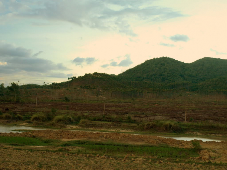 Mây-núi-rừng và con người(một tí tẹo góc tây nguyên)