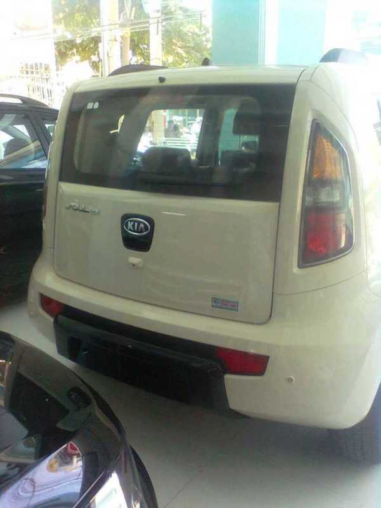 Tp HCM- Cần mua Kia Soul 4U màu kem Tp HCM- Cần mua Kia Soul 4U màu kem